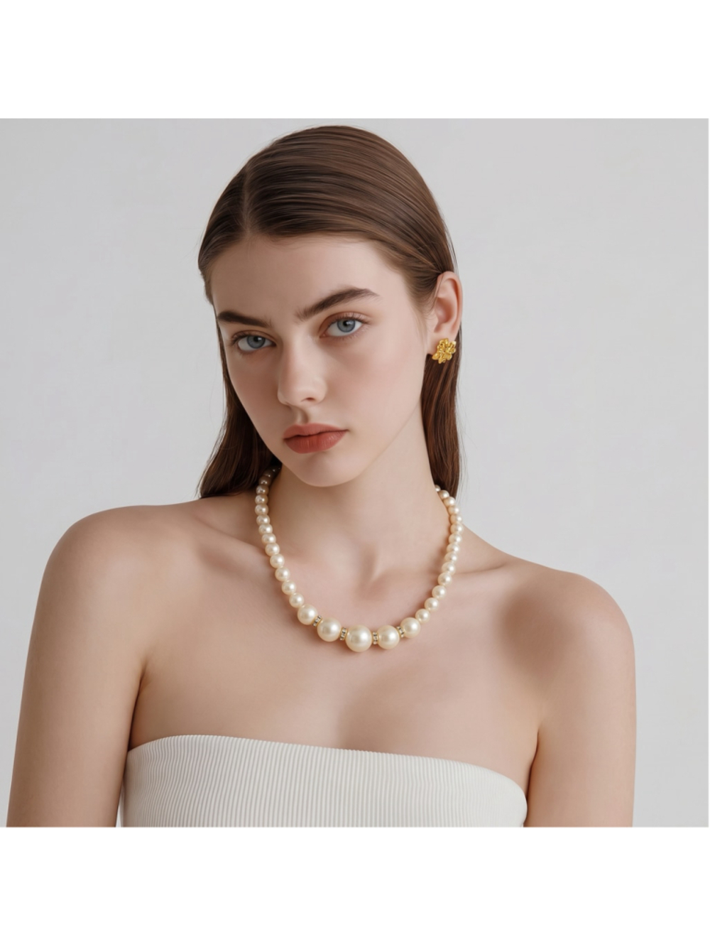Vintage UNOAERRE Italy Faux Pearl Statement Necklace 1AR